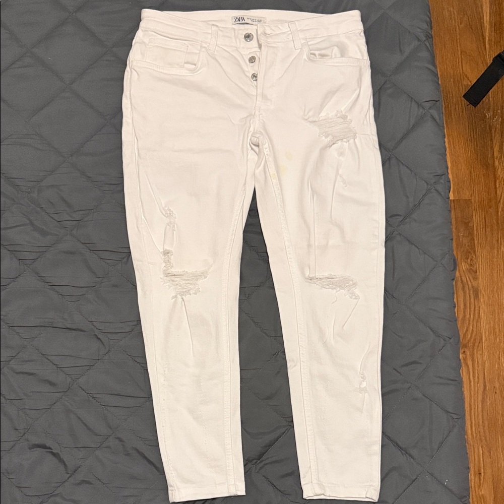 Zara Women's White Ripped Skinny Jeans